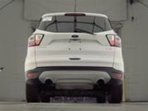 Used 2017 Ford Escape SE w/ Equipment Group 201A image 7