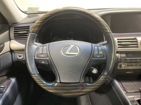 Used 2014 Lexus LS 460 AWD image 15