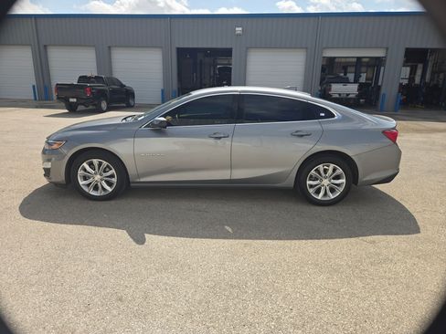 Used 2024 Chevrolet Malibu LT FWD image 5