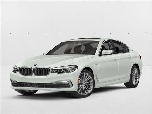 Used 2019 BMW 530e image 1