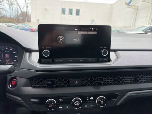 Certified 2023 Honda Accord LX image 28