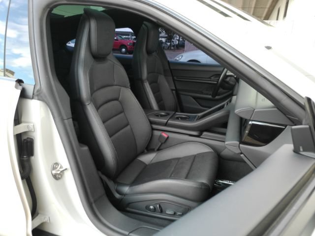 Used 2024 Porsche Taycan w/ Premium Package RWD image 24