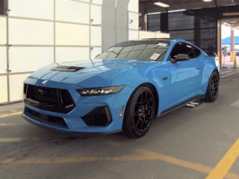 Used 2024 Ford Mustang GT Premium w/ GT Performance Package RWD image 3