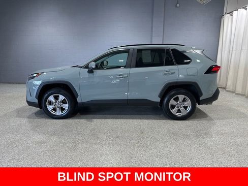 Used 2022 Toyota RAV4 XLE w/ Convenience Package AWD/4WD image 6