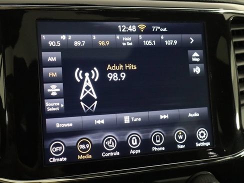 Used 2022 Jeep Grand Cherokee Limited AWD/4WD image 32