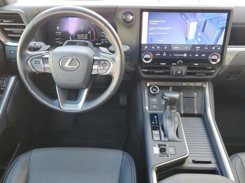 Used 2024 Lexus GX 550 w/ Accessory Package (Z1) AWD/4WD image 24