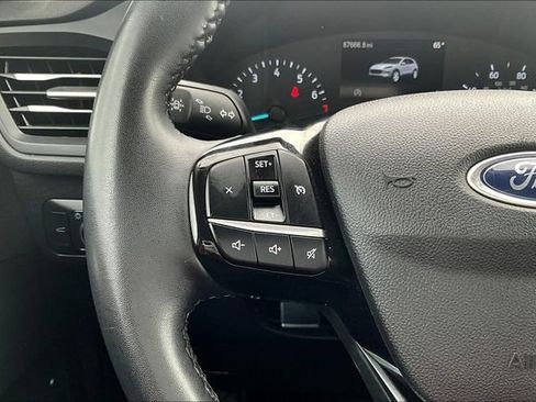 Used 2022 Ford Escape SEL w/ Class II Trailer Tow Package image 10