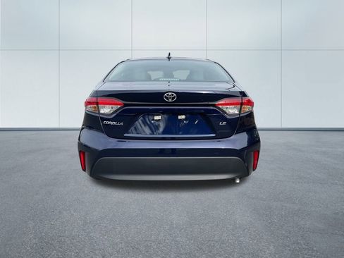 Used 2026 Toyota Corolla LE image 6