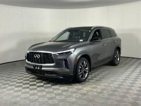 Used 2022 INFINITI QX60 Luxe w/ Cargo Package image 3