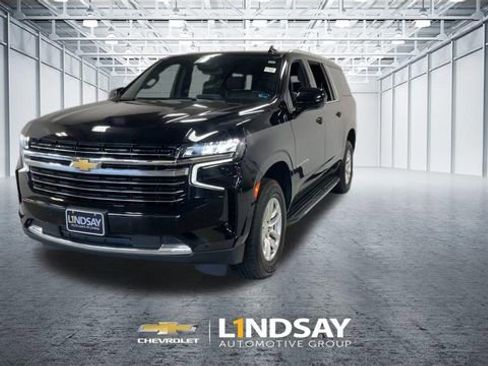 Used 2024 Chevrolet Suburban LT AWD/4WD image 5