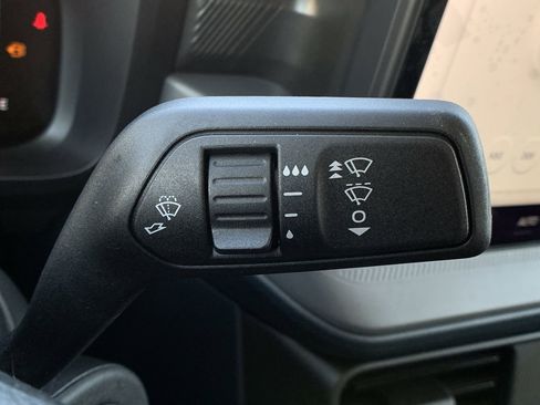 New 2025 Ford Maverick XL image 31