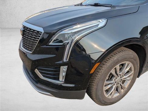 Used 2021 Cadillac XT5 Premium Luxury w/ LPO, Premium Carpet Package AWD/4WD image 9