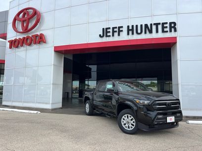 New 2025 Toyota Tacoma SR5