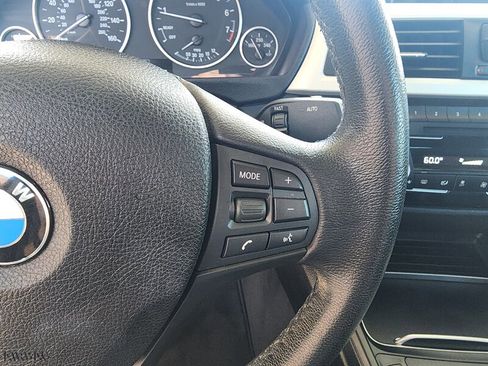 Used 2018 BMW 320i Sedan w/ Convenience Package image 28