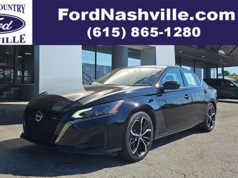 Used 2024 Nissan Altima 2.5 SR image 1