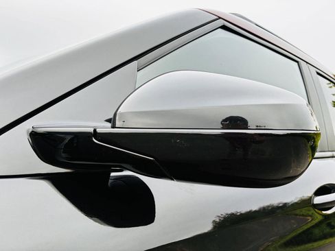 Used 2024 Chevrolet TrailBlazer RS w/ Convenience Package image 18