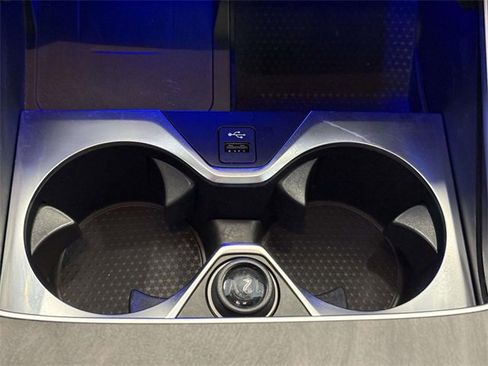 Used 2023 BMW X7 xDrive40i w/ M Sport Package image 25