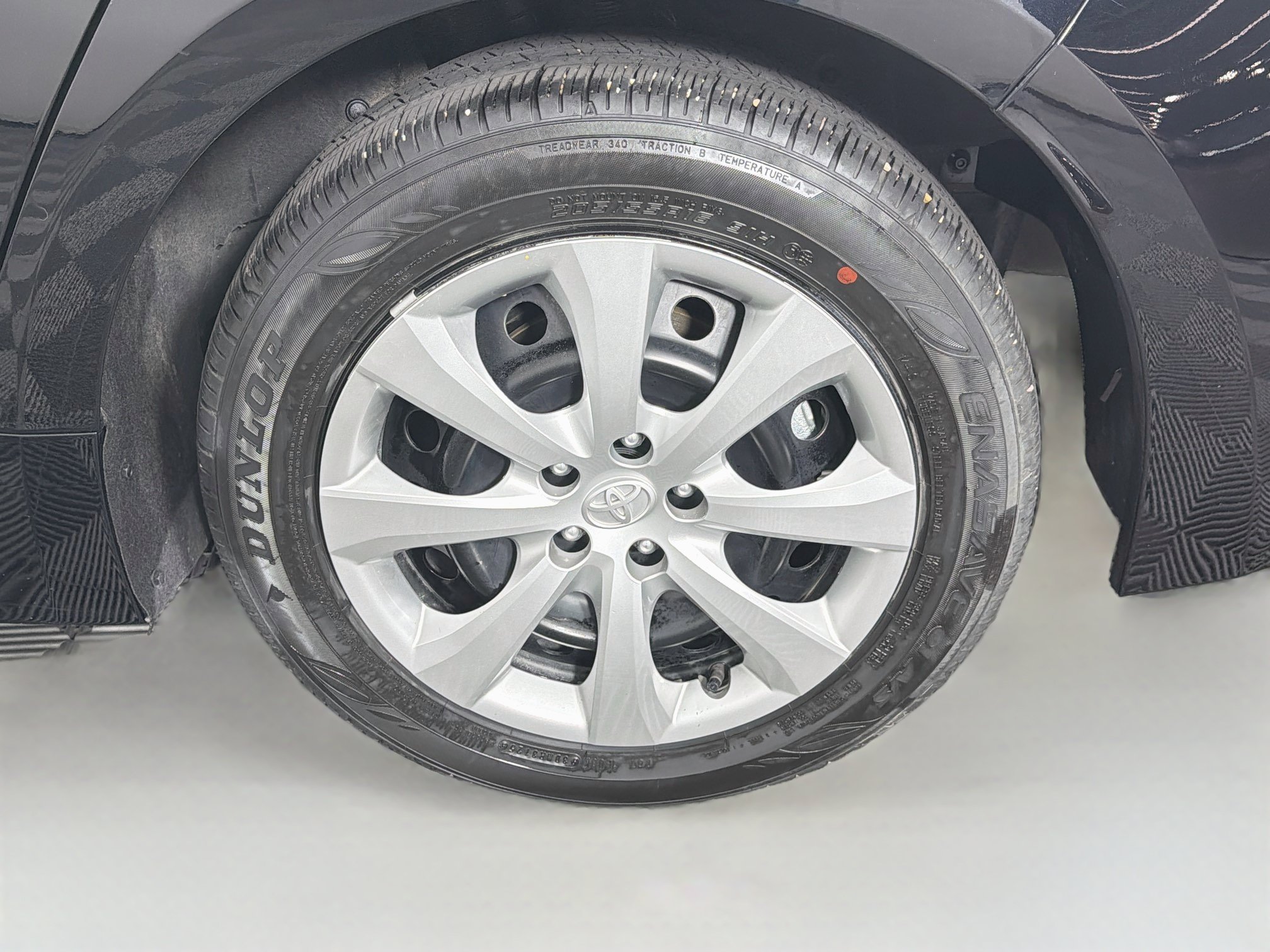 Used 2026 Toyota Corolla LE FWD image 11