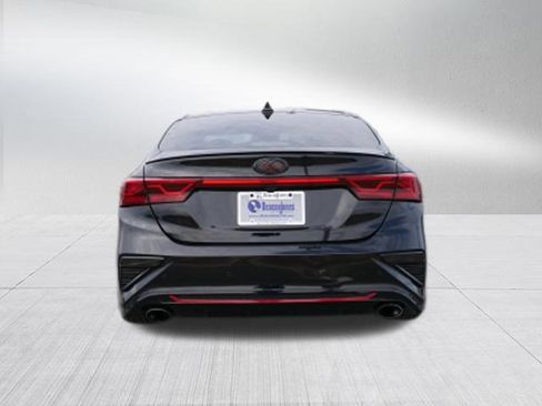 Used 2020 Kia Forte GT image 4