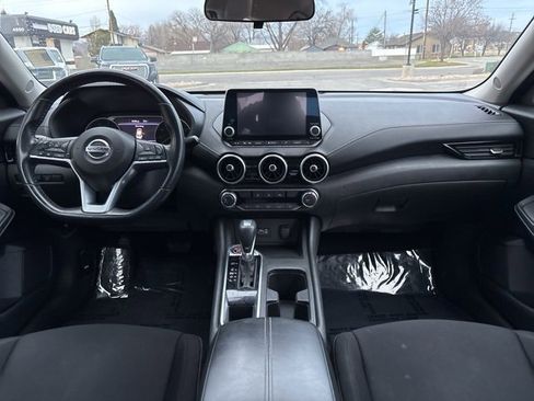 Used 2022 Nissan Sentra SV image 16