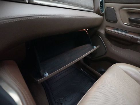Used 2019 RAM 1500 Laramie Longhorn AWD/4WD image 28