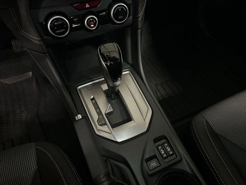 Certified 2022 Subaru Crosstrek 2.0i Premium image 22