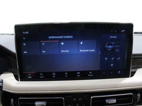 Used 2023 Lincoln Nautilus Reserve w/ Equipment Group 201A image 15