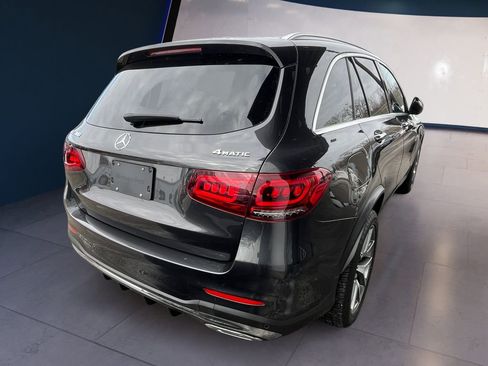 Certified 2022 Mercedes-Benz GLC 300 4MATIC w/ AMG Line image 5