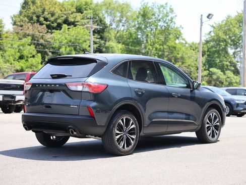 Certified 2022 Ford Escape SE w/ SE Sport Appearance Package AWD/4WD image 5