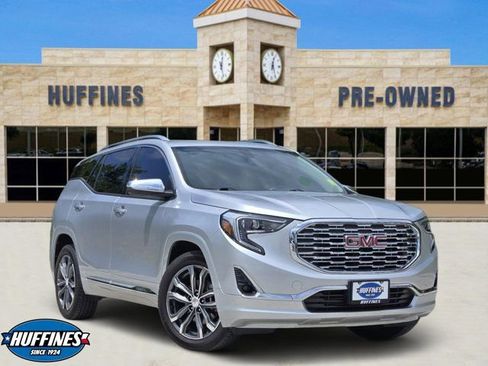 Used 2019 GMC Terrain Denali FWD image 1