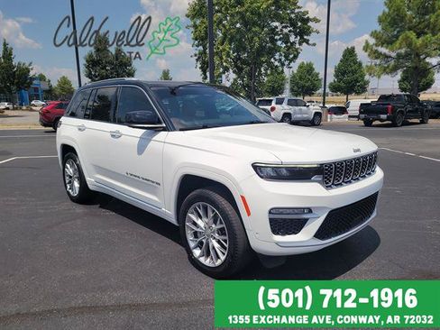 Used 2023 Jeep Grand Cherokee Summit AWD/4WD image 3