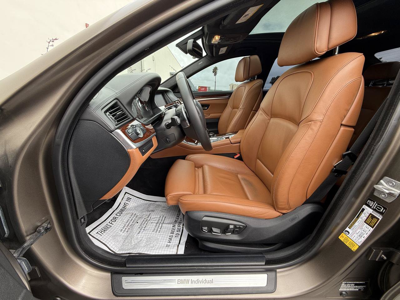 Used 2015 BMW 550i Sedan RWD image 36