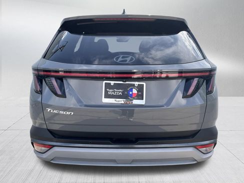 Used 2025 Hyundai Tucson Limited FWD image 7