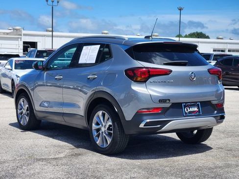 Used 2023 Buick Encore GX Essence w/ Experience Buick Package FWD image 5
