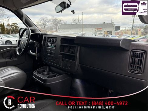 Used 2022 Chevrolet Express 2500 Extended w/ Driver Convenience Package image 31