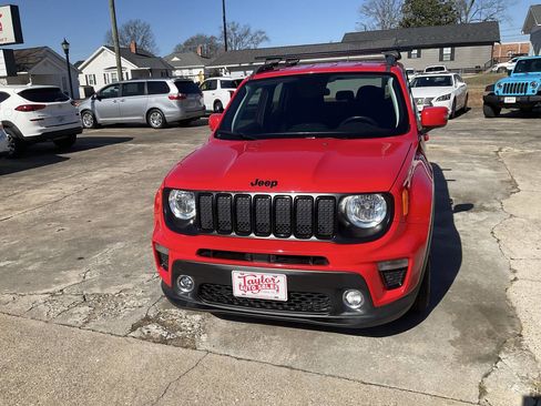 Used 2020 Jeep Renegade Altitude image 9