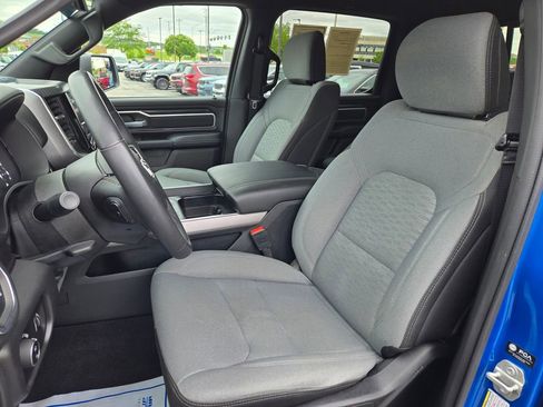 Used 2025 RAM 1500 Big Horn AWD/4WD image 15