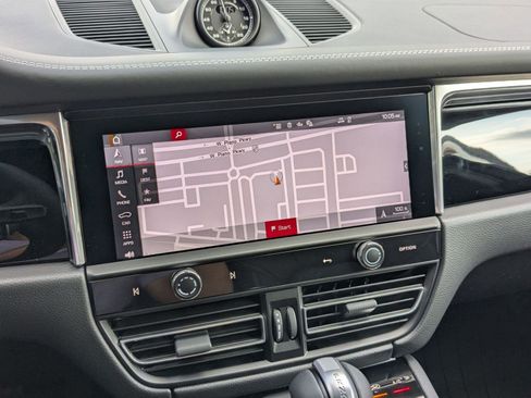 New 2026 Porsche Macan S image 17