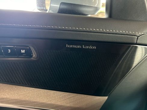 New 2026 Volvo XC90 B6 Plus w/ Protection Package Premier image 20