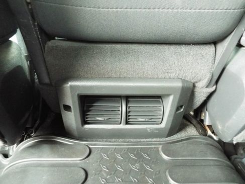 Used 2012 RAM 2500 SLT image 22