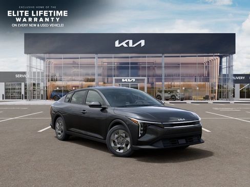 New 2026 Kia K4 FWD image 9