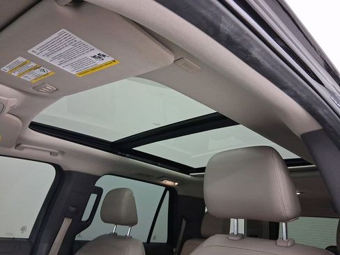 Used 2021 Ford Expedition Limited image 14