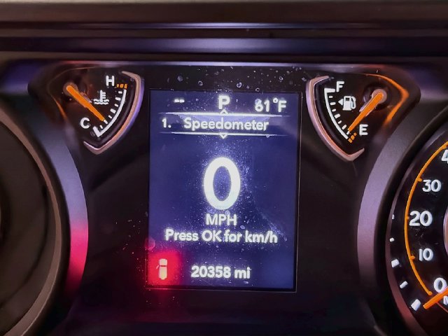 Used 2025 Jeep Wrangler Sport AWD/4WD image 12