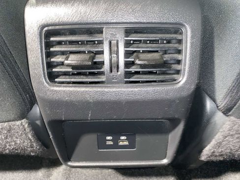 Used 2023 Nissan Rogue SV FWD image 25