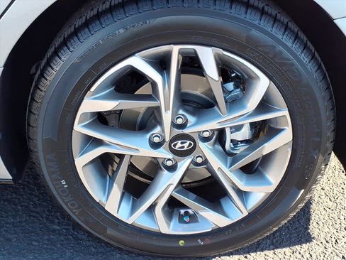 Used 2020 Hyundai Sonata SEL w/ Convenience Package image 12