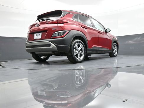 Used 2023 Hyundai Kona SEL w/ Convenience Package image 16