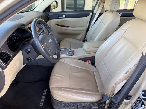 Used 2012 Hyundai Genesis 3.8 w/ Premium Pkg image 32
