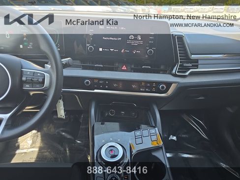 Used 2023 Kia Sportage LX AWD/4WD image 25
