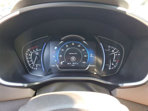 Used 2019 Hyundai Santa Fe Limited image 32