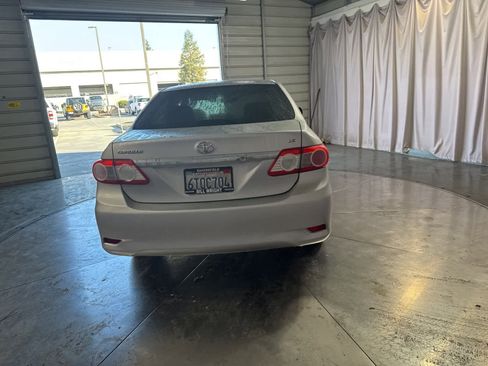 Used 2012 Toyota Corolla LE image 6